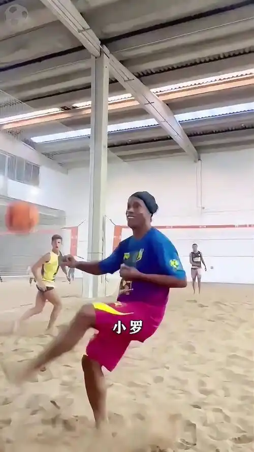 通过分析他