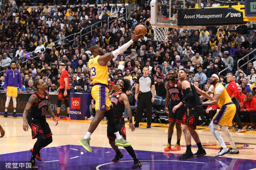 锋仅用一脚 锋仅用一脚