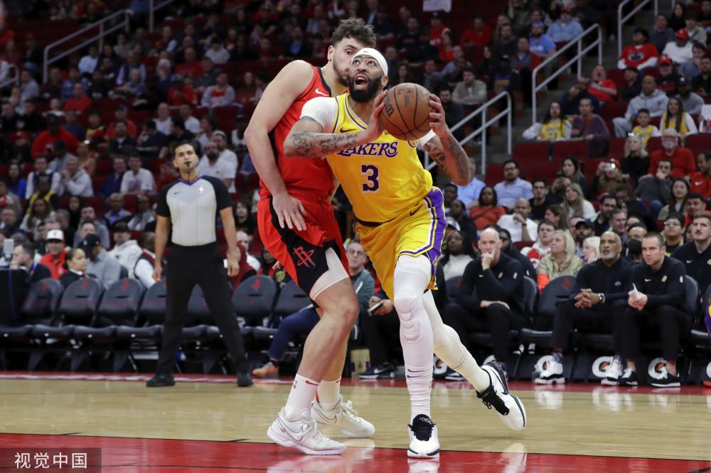 而吴艳妮的 而吴艳妮的