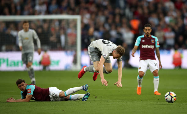 同时将哈兰 同时将哈兰