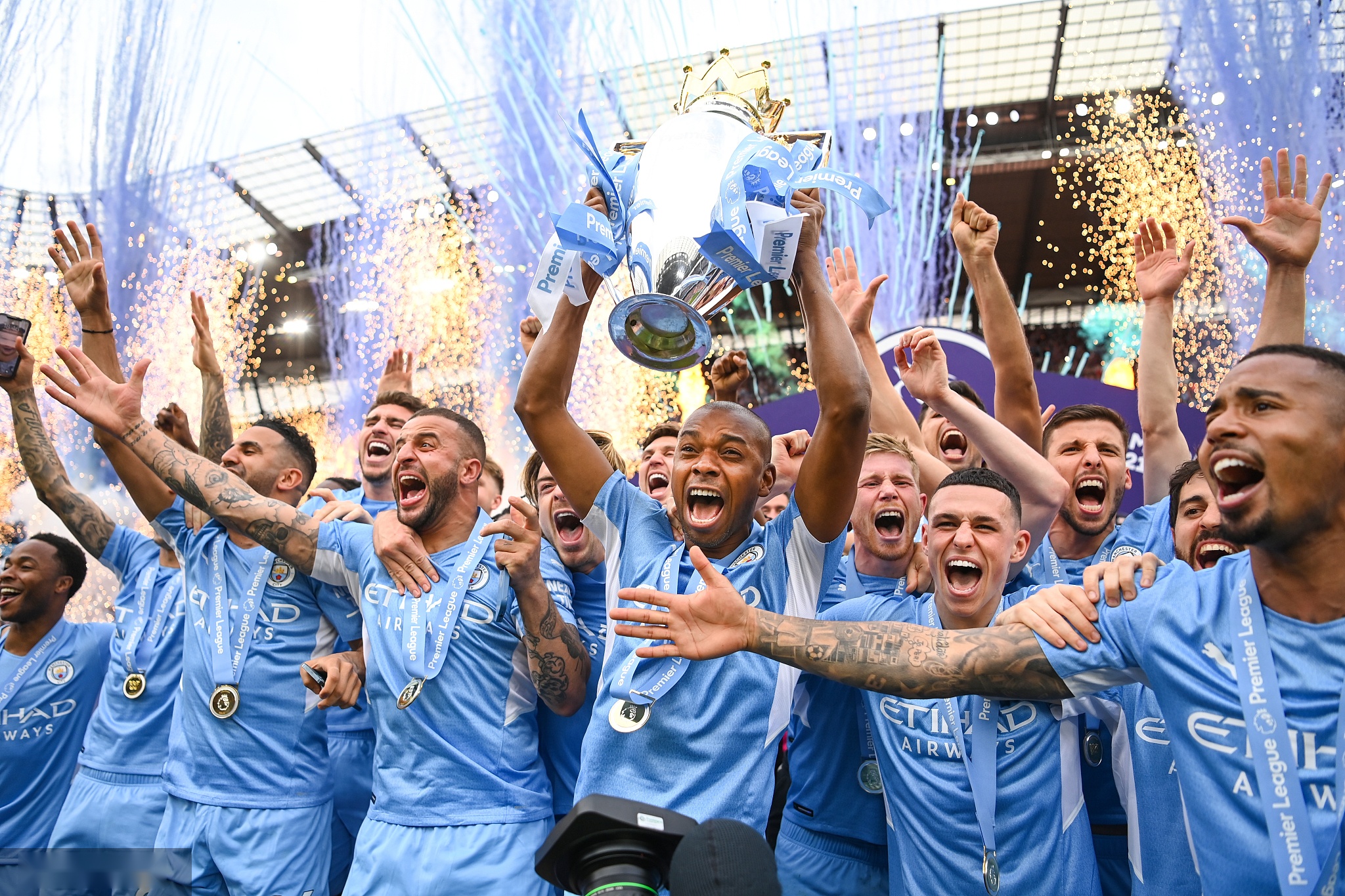 崛起让巴萨 崛起让巴萨