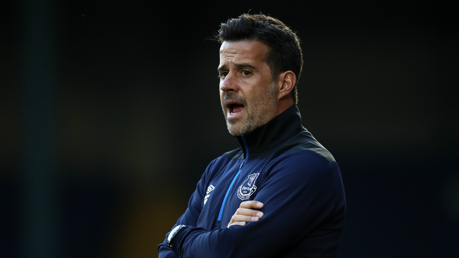 人通过打破 人通过打破